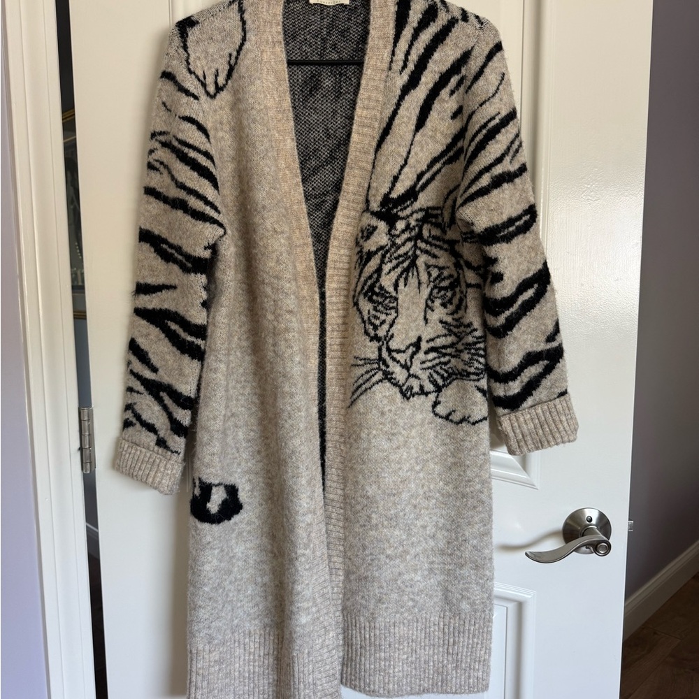 RD Style Jacquard Tiger Cardigan Sweater - Picture 5 of 7